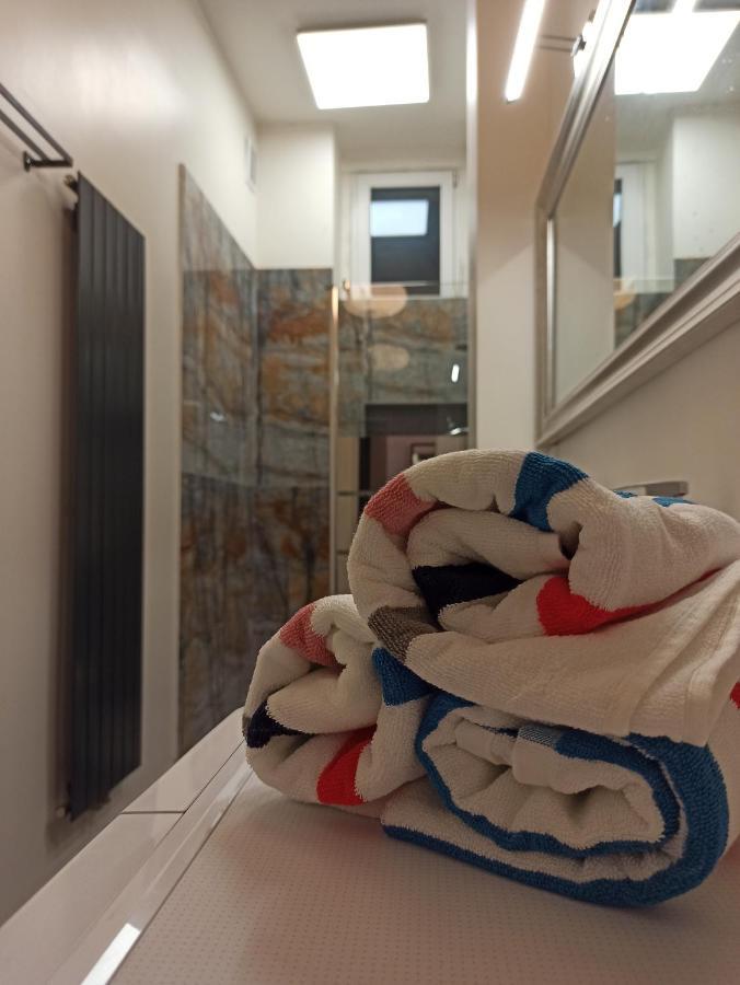 Apartament Rozeta Centrum 6Os 웨그니차 외부 사진