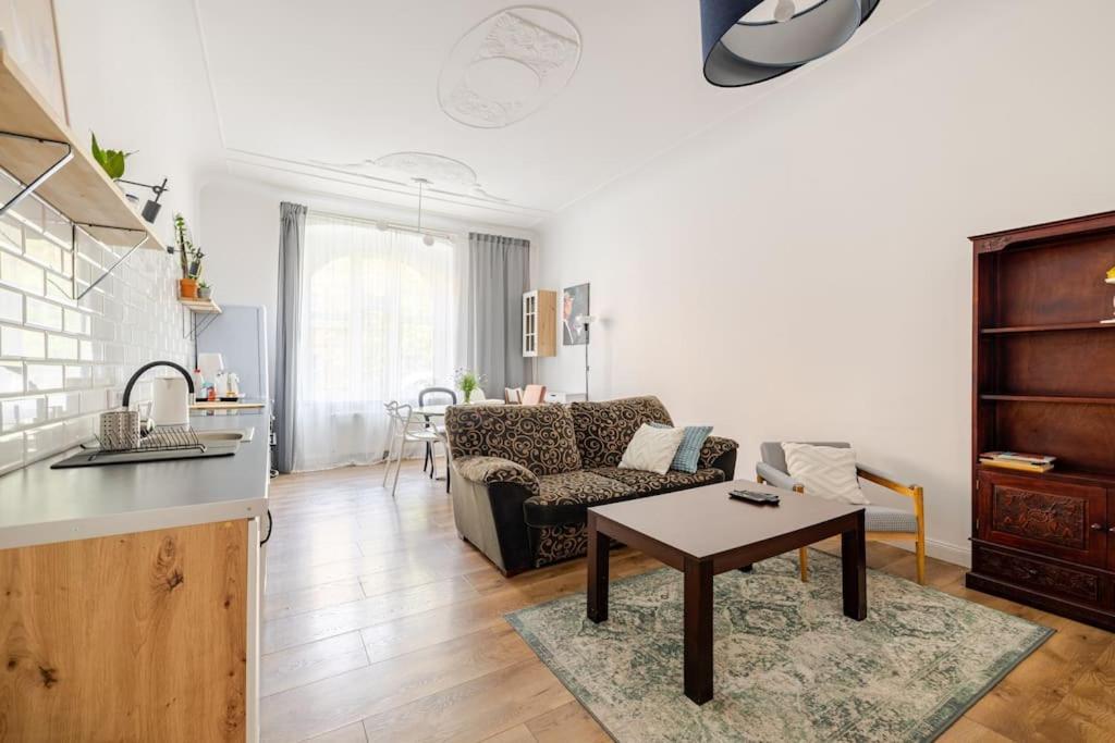 Apartament Rozeta Centrum 6Os 웨그니차 외부 사진